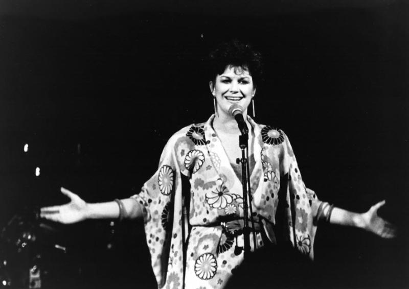 K.T. Oslin (publicity photo / RCA Records (1987))